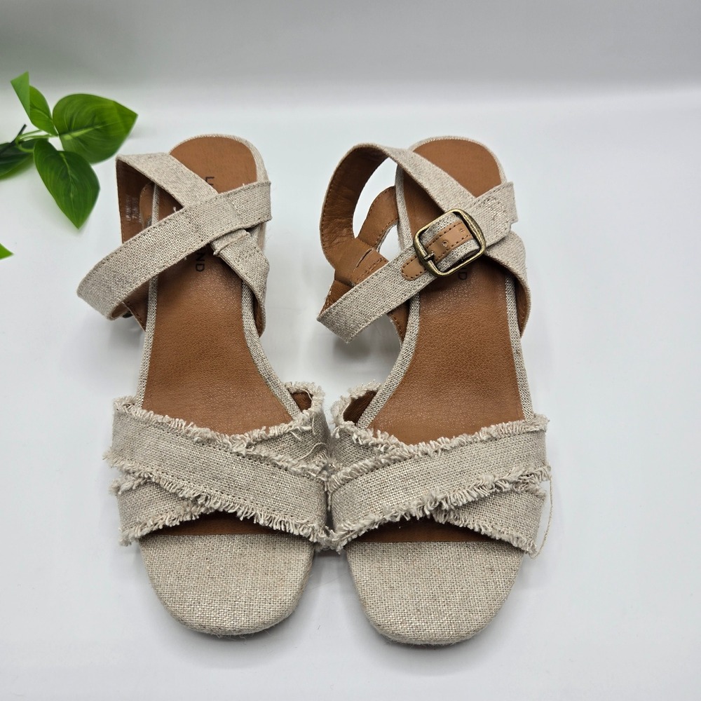 Lucky Brand Marveiy Wedge Sandals WMS 7.5M Oatmeal Linen Frayed Espadrille